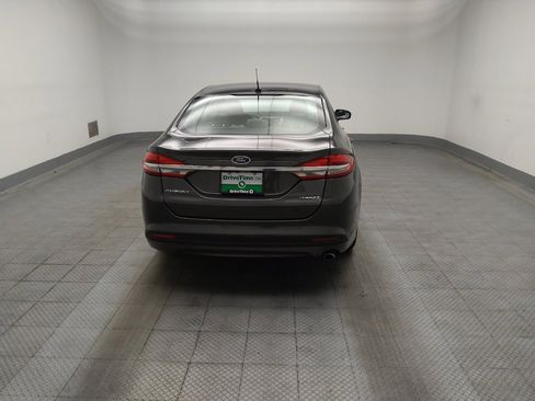 Used 2018 Ford Fusion S FWD image 7