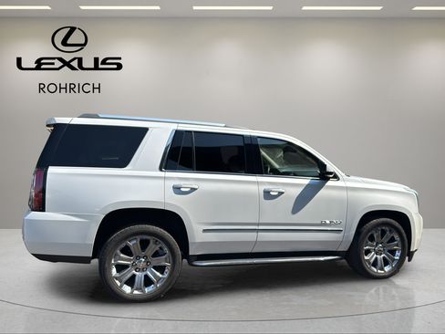 Used 2017 GMC Yukon Denali w/ Open Road Package AWD/4WD image 5