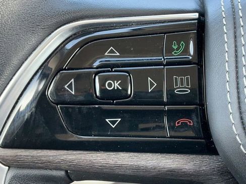 Used 2021 Jeep Grand Cherokee L Overland w/ Luxury Tech Group IV image 31