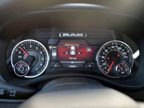 Used 2025 RAM 1500 Classic Warlock image 20