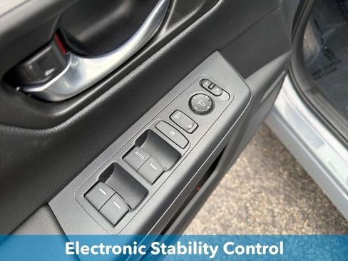 Certified 2025 Honda CR-V LX image 15