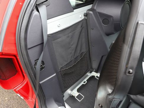 Used 2006 Ford GT RWD image 43