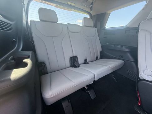 Used 2025 Hyundai Palisade SEL AWD/4WD image 35