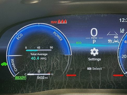 Used 2025 Toyota Camry XSE FWD image 12