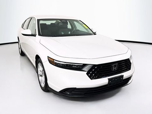 Used 2024 Honda Accord LX image 11