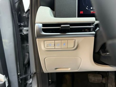 Certified 2025 Hyundai Tucson SEL image 24