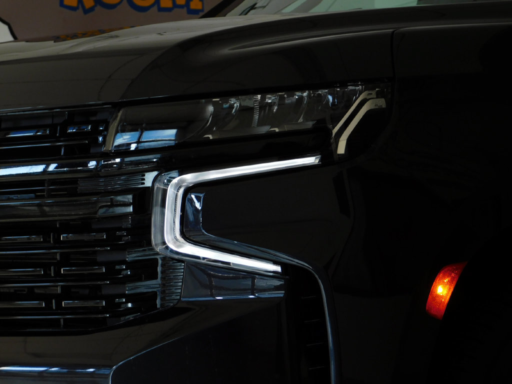 Used 2024 Chevrolet Tahoe RST w/ Luxury Package AWD/4WD image 18