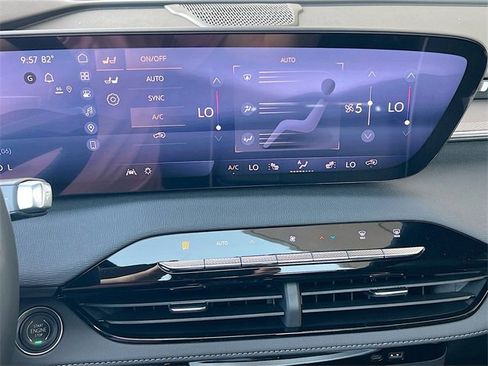 New 2026 Buick Enclave Sport Touring w/ Power Package image 11