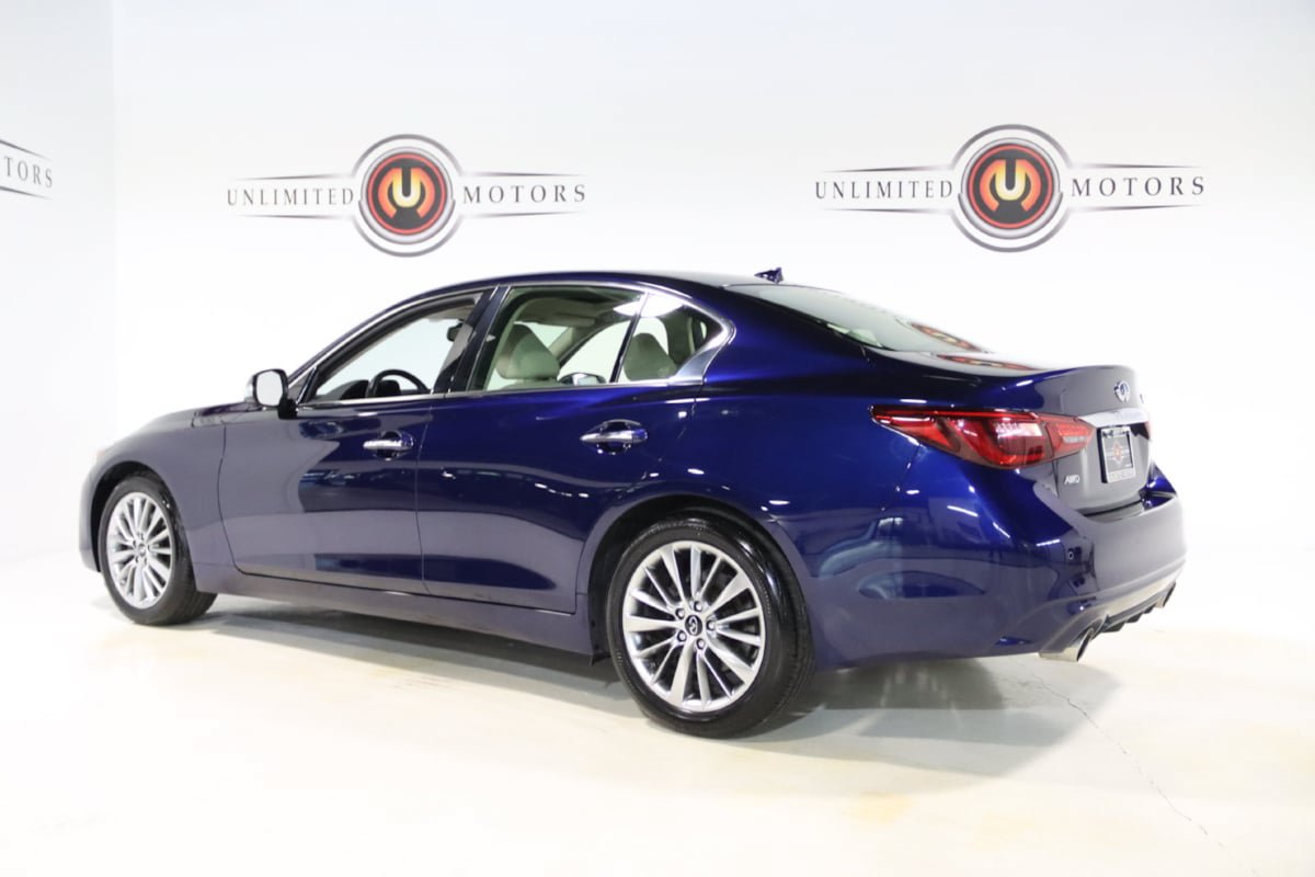 Used 2024 INFINITI Q50 Luxe AWD/4WD image 3