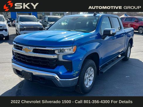 Used 2022 Chevrolet Silverado 1500 LT w/ Safety Package image 2