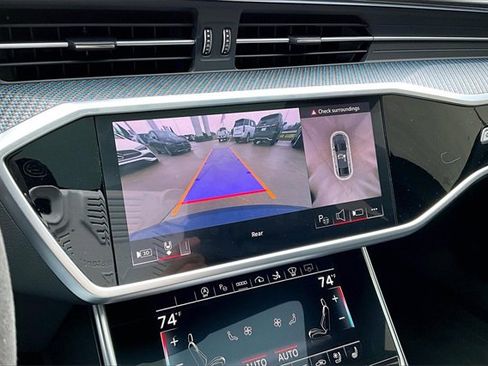 Used 2024 Audi RS 7 Performance w/ Matte Carbon Package image 23