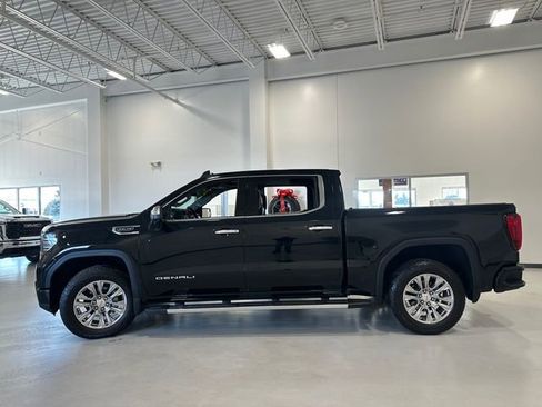 Used 2024 GMC Sierra 1500 Denali image 9