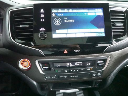 Used 2023 Honda Passport TrailSport image 13