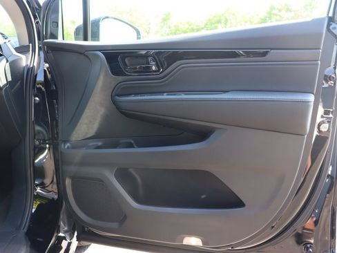 Used 2026 Honda Odyssey Elite image 22