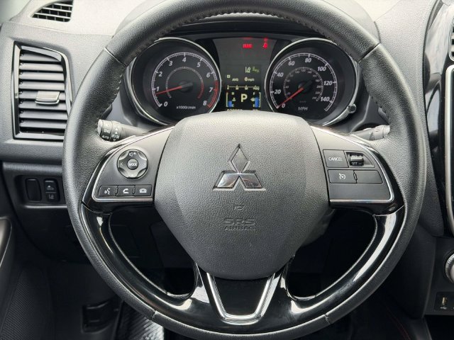 Used 2023 Mitsubishi Outlander Sport SE AWD/4WD image 18