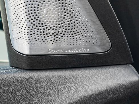 Certified 2025 BMW X5 M60i image 10