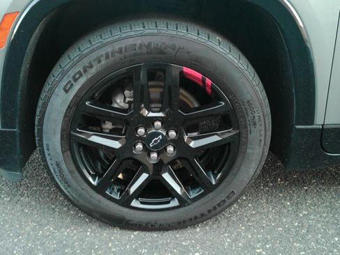 Certified 2023 Chevrolet Traverse Premier w/ Redline Edition AWD/4WD image 30