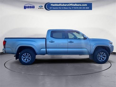 Used 2018 Toyota Tacoma SR5 image 6