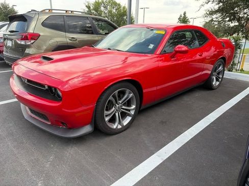 Used 2020 Dodge Challenger R/T RWD image 4