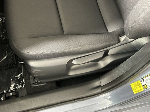 Used 2026 Toyota Corolla LE w/ Carpet Mat Package (TMS) FWD image 20