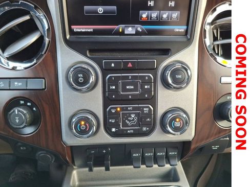 Used 2015 Ford F250 Lariat w/ Lariat Ultimate Package image 10