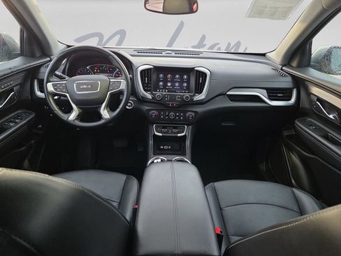 Used 2024 GMC Terrain SLT AWD/4WD image 19