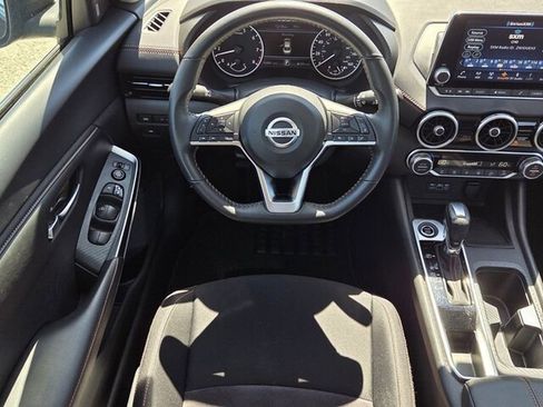 Used 2023 Nissan Sentra SR image 9