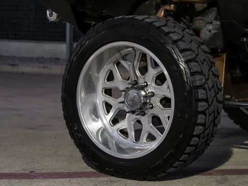 Used 2018 Chevrolet Silverado 2500 High Country w/ Duramax Plus Package image 42