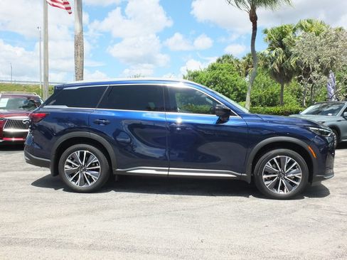 Used 2026 INFINITI QX60 Luxe w/ Cargo Package FWD image 8