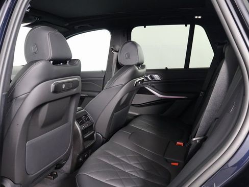 Used 2026 BMW X5 sDrive40i w/ M Sport Package RWD image 11