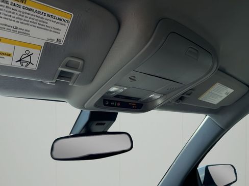 Certified 2024 GMC Terrain SLE image 38