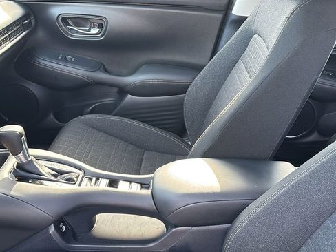 Used 2023 Honda HR-V LX image 24
