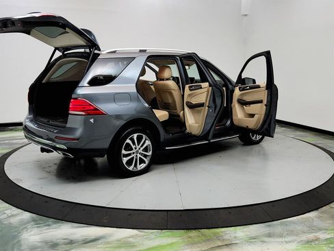 Used 2018 Mercedes-Benz GLE 350 image 11