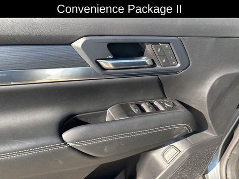 Certified 2025 GMC Terrain Elevation w/ Elevation Premium Package AWD/4WD image 10