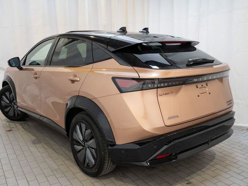 Certified 2025 Nissan Ariya Platinum image 4