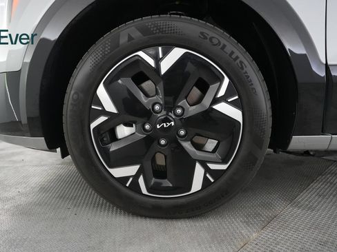 Used 2024 Kia Niro Wind w/ Wind Preserve Package FWD image 19
