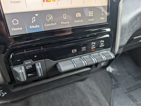 New 2026 RAM 3500 Tradesman AWD/4WD image 31