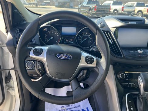 Used 2014 Ford Escape SE w/ Equipment Group 201A image 16