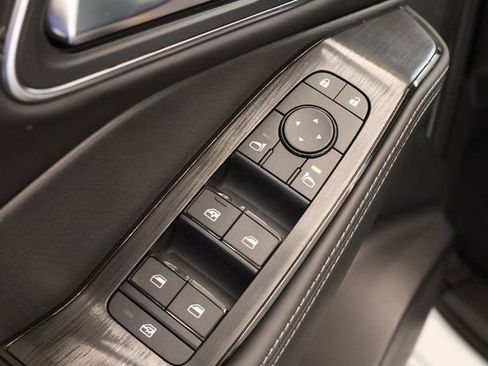 New 2026 Nissan Rogue Platinum image 14