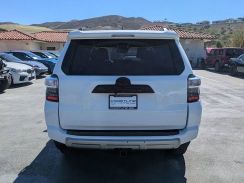 Used 2020 Toyota 4Runner TRD Off-Road Premium image 3