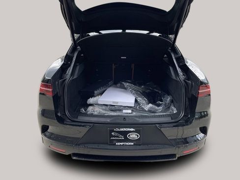 New 2024 Jaguar I-PACE R-Dynamic HSE image 10