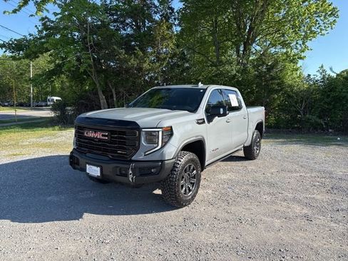 Used 2024 GMC Sierra 1500 AT4X image 1