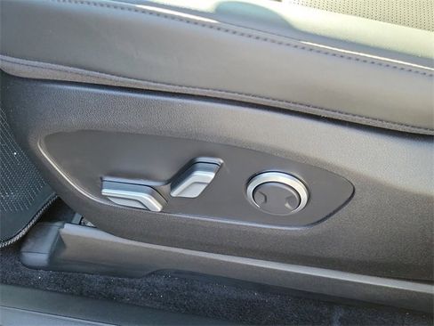 New 2026 Hyundai Ioniq 9 SEL image 16