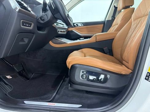 Certified 2024 BMW X7 xDrive40i w/ Climate Comfort Package AWD/4WD image 14