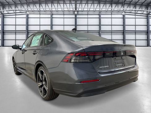 New 2026 Honda Accord SE image 3
