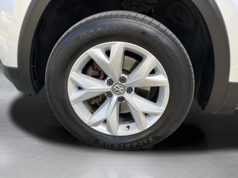 Used 2018 Volkswagen Atlas Launch Edition image 41