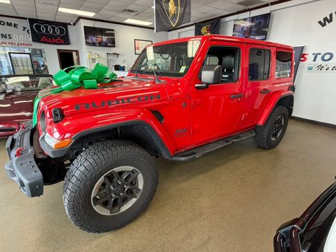 Used 2019 Jeep Wrangler Unlimited Rubicon AWD/4WD image 11