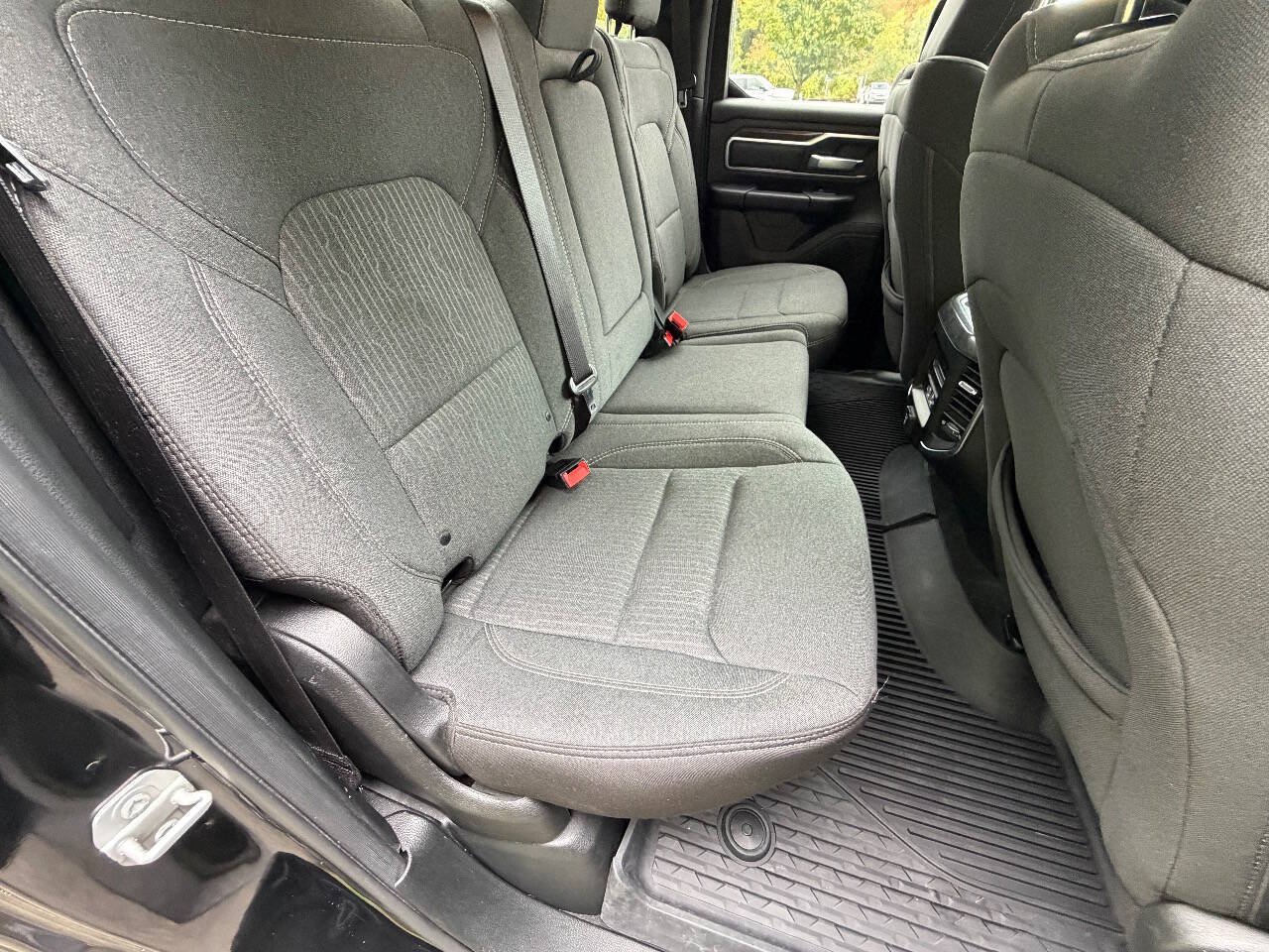 Used 2019 RAM 1500 Big Horn AWD/4WD image 16