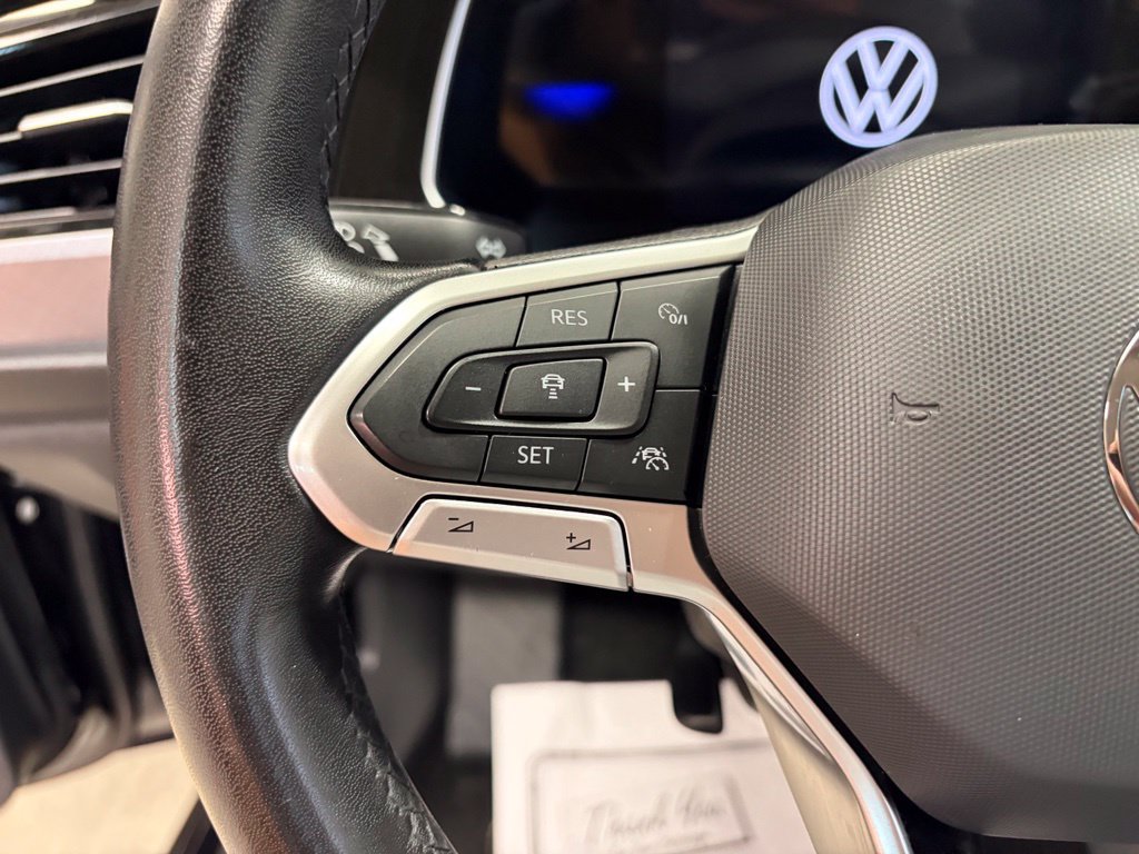 Used 2024 Volkswagen Jetta SE FWD image 11