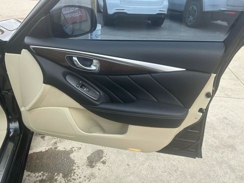 Used 2019 INFINITI Q50 Luxe w/ Essential Package (3.0T Luxe) image 16